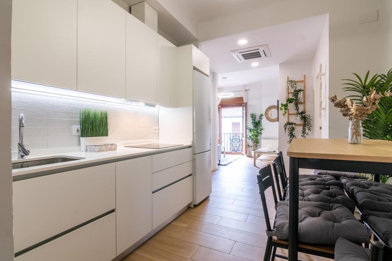 Tuguest Plaza Pescaderia - Catedral Apartman Granada Kültér fotó