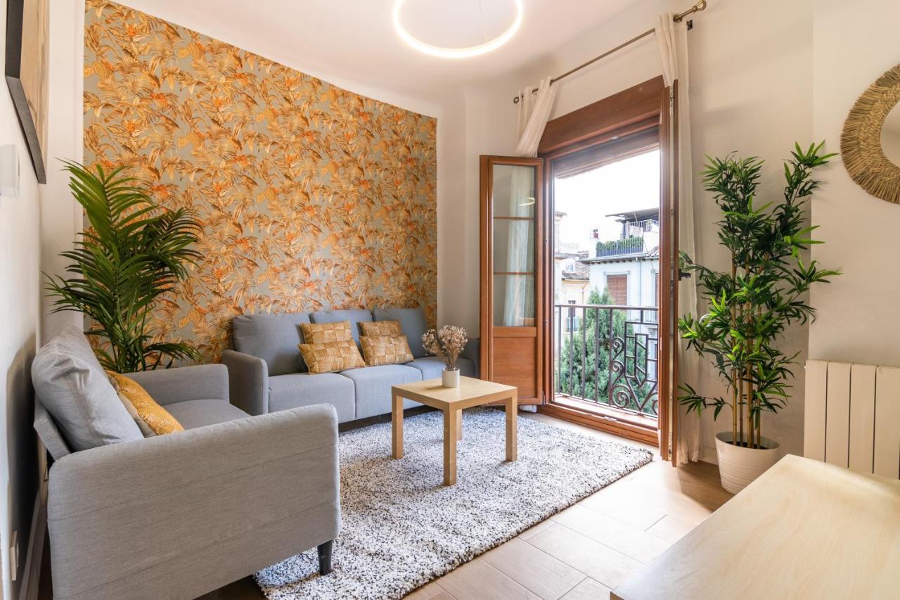Tuguest Plaza Pescaderia - Catedral Apartman Granada Kültér fotó