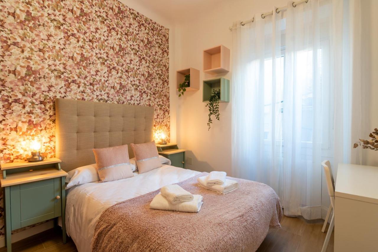 Tuguest Plaza Pescaderia - Catedral Apartman Granada Kültér fotó
