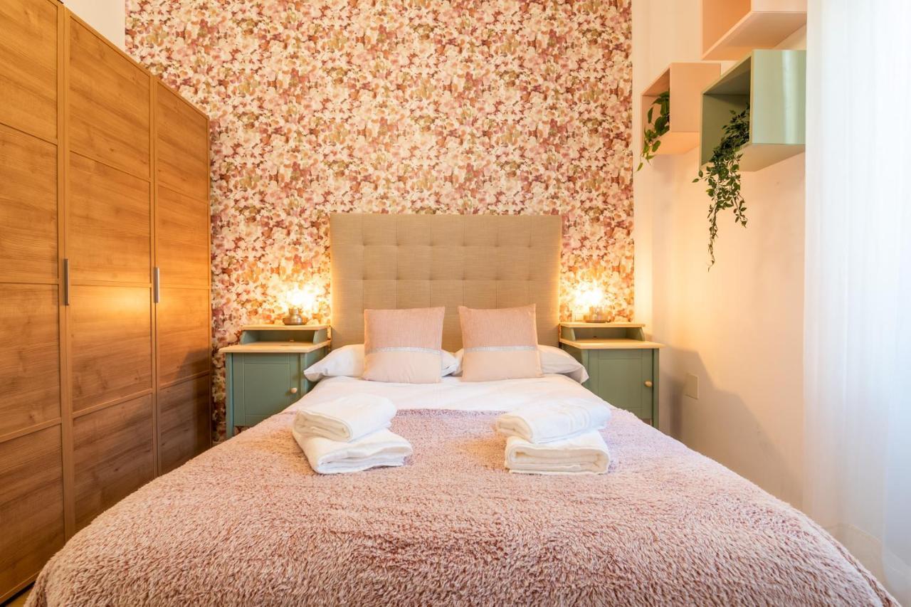 Tuguest Plaza Pescaderia - Catedral Apartman Granada Kültér fotó
