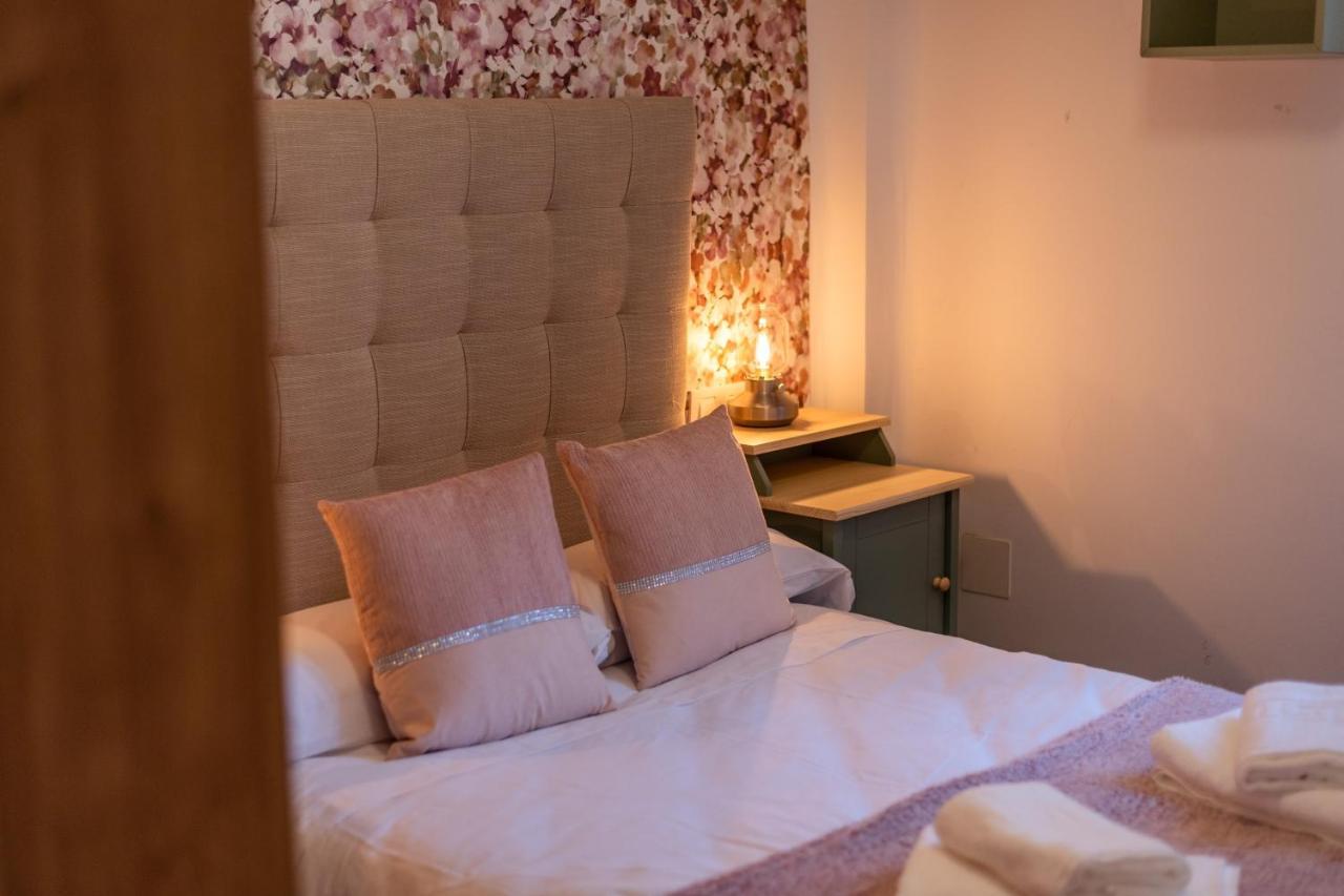 Tuguest Plaza Pescaderia - Catedral Apartman Granada Kültér fotó