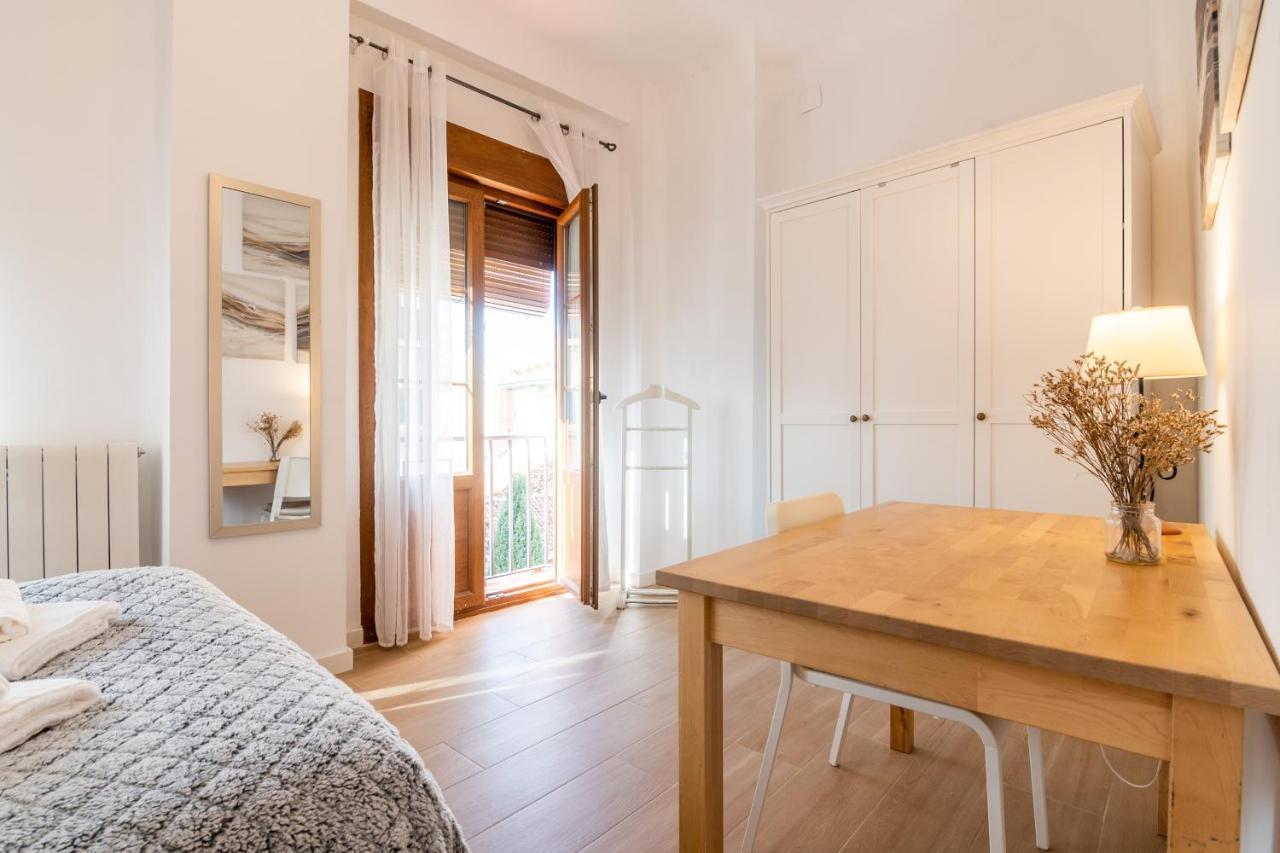 Tuguest Plaza Pescaderia - Catedral Apartman Granada Kültér fotó
