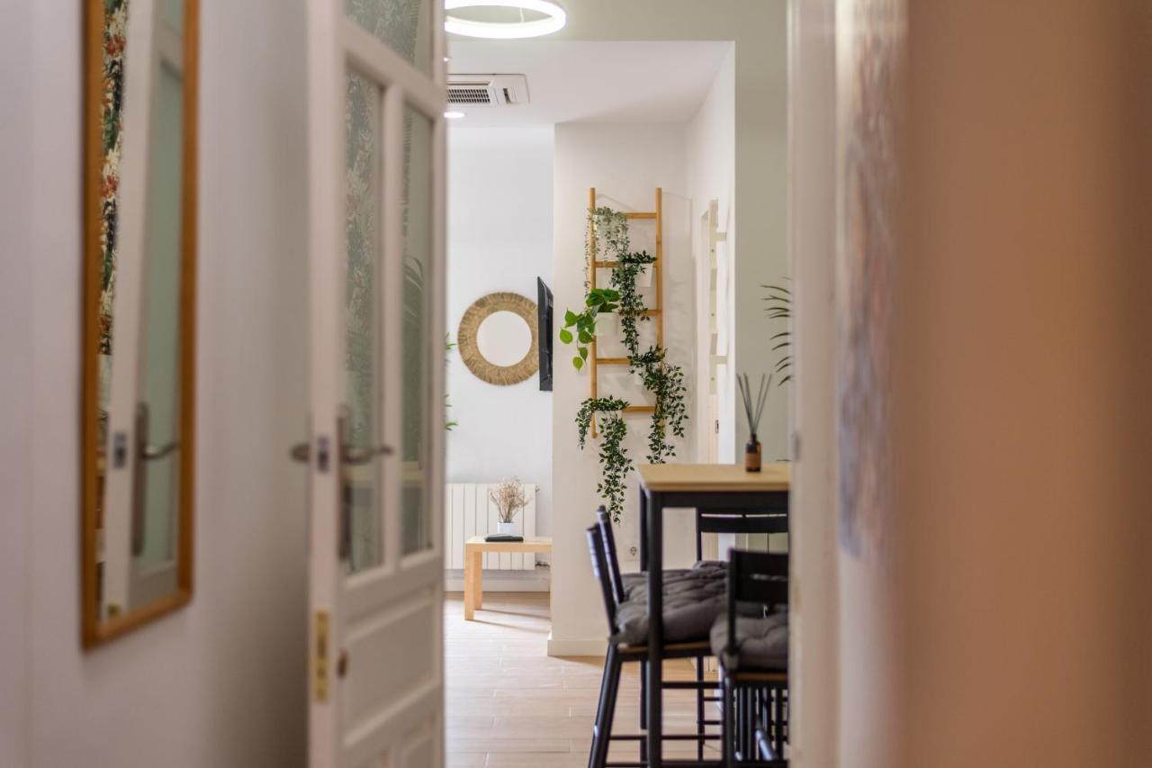 Tuguest Plaza Pescaderia - Catedral Apartman Granada Kültér fotó
