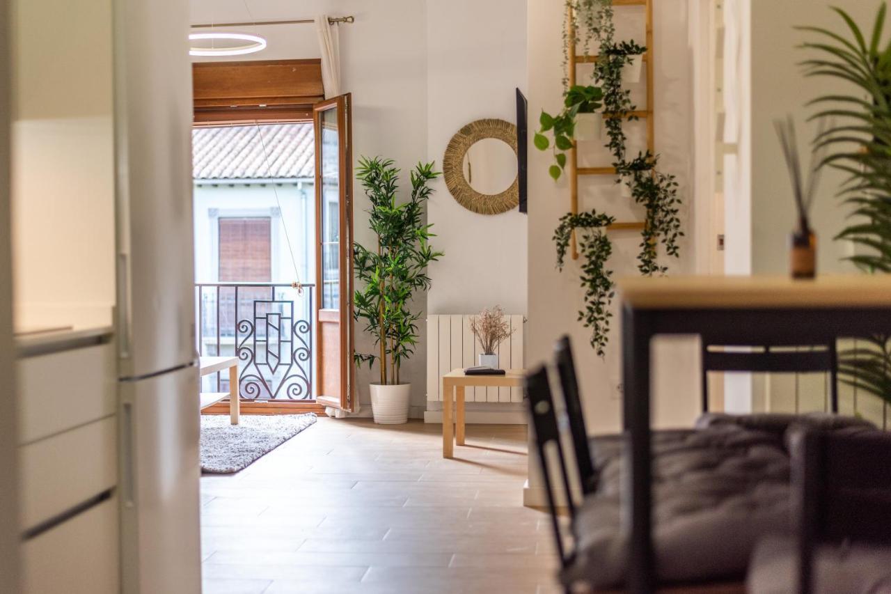 Tuguest Plaza Pescaderia - Catedral Apartman Granada Kültér fotó