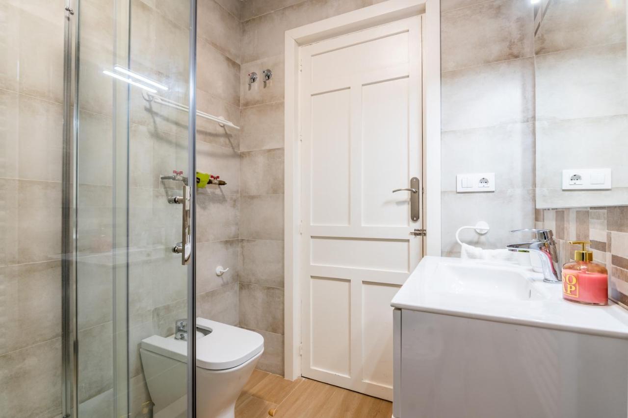 Tuguest Plaza Pescaderia - Catedral Apartman Granada Kültér fotó