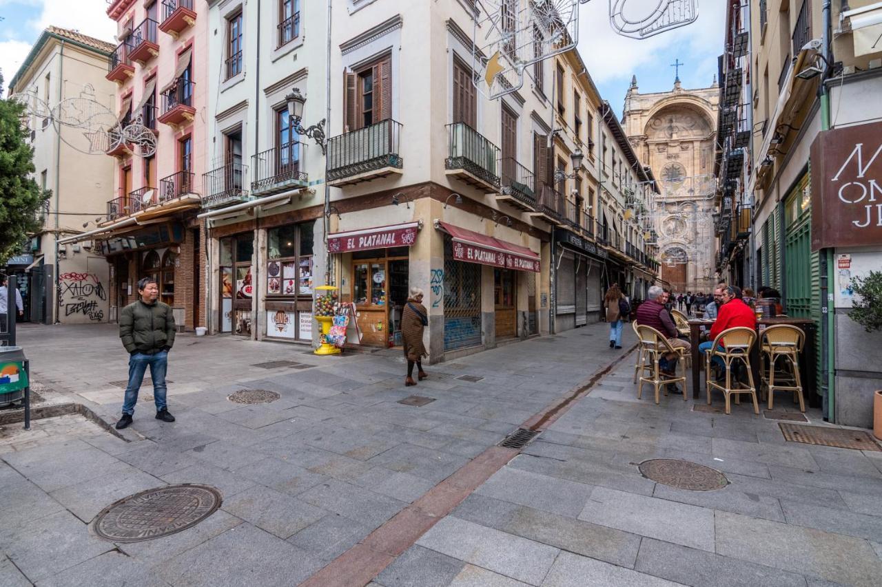 Tuguest Plaza Pescaderia - Catedral Apartman Granada Kültér fotó